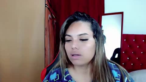 natasha__magics online show from October 28, 2025, 4:38 am