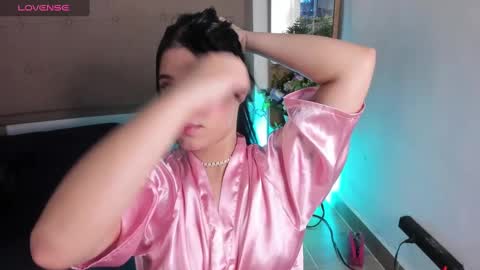 Natasha Sccott online show from March 11, 2025, 7:36 pm