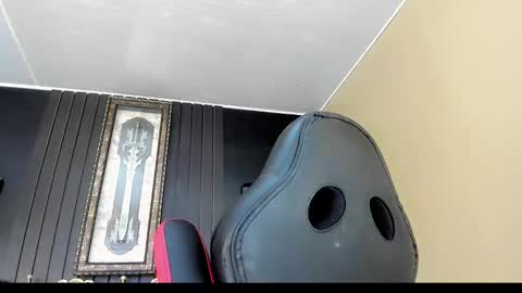 natasha_clifford online show from November 28, 2025, 7:49 pm