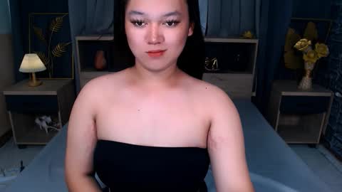 natasha_santiago5 online show from September 21, 2025, 10:39 am