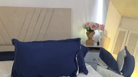 Snapshot of natashablade_ chatting on November 10, 2025, 1:43 pm Natasha online show from November 10, 2025, 1:43 pm