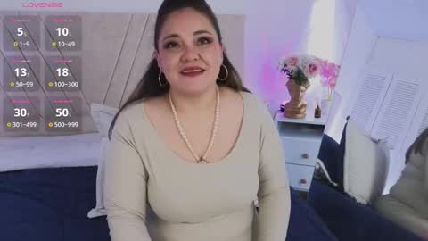 Snapshot of natashablade_ chatting on November 20, 2025, 2:17 pm Natasha online show from November 20, 2025, 2:17 pm
