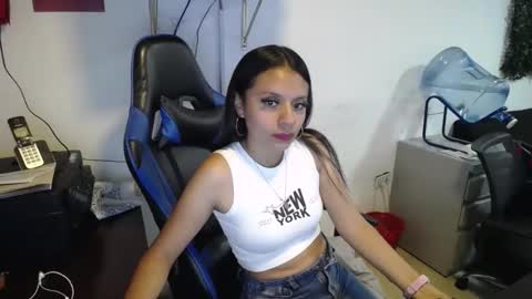Natashax  online show from February 8, 2025, 6:22 pm