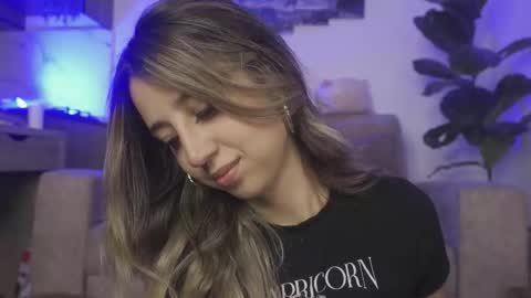 Natasha Independent model online show from October 29, 2025, 3:09 am