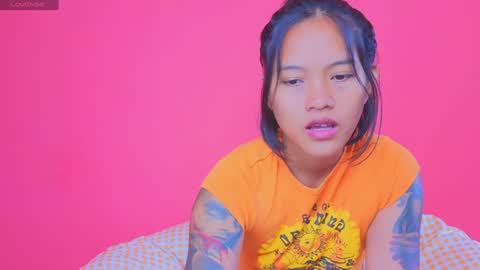 Snapshot of natchac chatting on December 24, 2024, 3:05 am Natcha C online show from December 24, 2024, 3:05 am