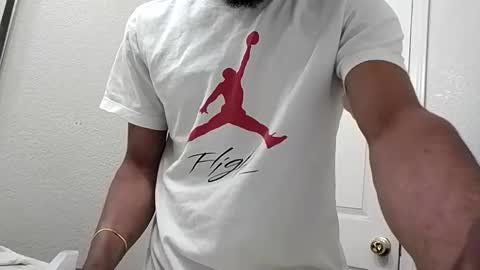 nate791758 online show from November 27, 2025, 10:06 am