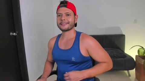 Snapshot of nate_ocean chatting on February 8, 2025, 1:00 am Nate Ocean online show from February 8, 2025, 1:00 am