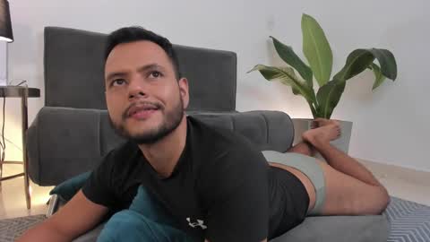 Snapshot of nate_ocean chatting on March 4, 2025, 8:49 pm Nate Ocean online show from March 4, 2025, 8:49 pm