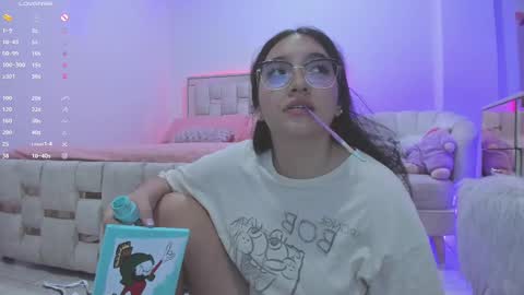 Snapshot of nathaly_star04 chatting on February 26, 2025, 5:53 am online show from February 26, 2025, 5:53 am