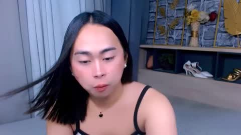 SWEET NATHALYA online show from December 17, 2025, 11:11 pm