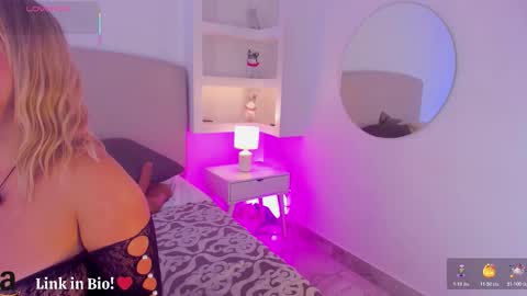 NATHALY  online show from October 30, 2025, 10:06 am