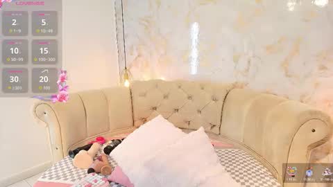 Snapshot of nathamiller chatting on December 4, 2025, 7:44 pm Natha online show from December 4, 2025, 7:44 pm