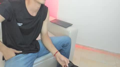 Snapshot of nathan_shimmer chatting on September 30, 2025, 8:47 pm nathan_shimmer online show from September 30, 2025, 8:47 pm