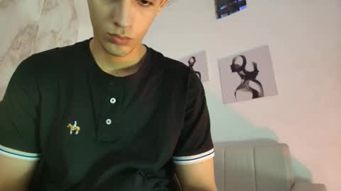 nathan_shimmer online show from December 2, 2025, 3:07 pm