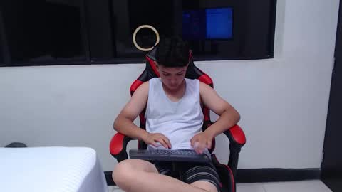 Snapshot of nathanbrookss chatting on December 15, 2025, 6:34 pm NathanBrooks online show from December 15, 2025, 6:34 pm