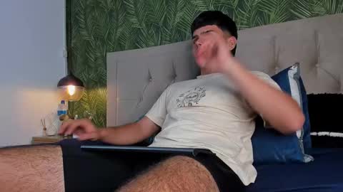 Snapshot of nathaniel_park chatting on February 15, 2025, 4:14 am Nathaniel Park online show from February 15, 2025, 4:14 am