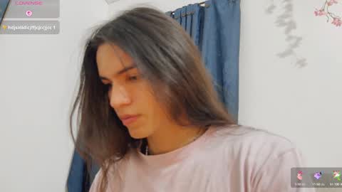 Snapshot of nati_sm chatting on October 14, 2025, 1:17 am Nati online show from October 14, 2025, 1:17 am