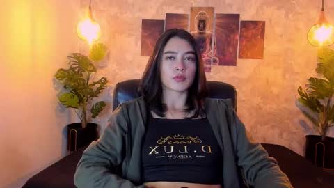 Natalia online show from November 28, 2025, 3:42 am