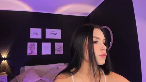 natti_london online show from October 14, 2025, 12:06 pm