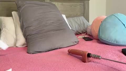 NATTY FIERROS online show from October 24, 2025, 6:48 pm