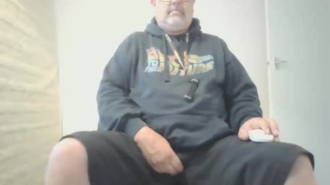 Snapshot of naturistmale45 chatting on September 11, 2025, 10:48 am naturistmale45 online show from September 11, 2025, 10:48 am