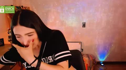 Natalia  Valeria online show from December 3, 2025, 10:02 am