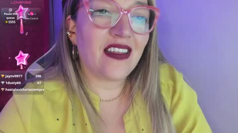 Snapshot of naty__mature_ chatting on January 28, 2025, 3:36 am Nataly online show from January 28, 2025, 3:36 am