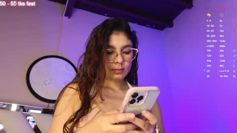Snapshot of naty_saenz3 chatting on January 18, 2025, 9:24 am Naty Saenz online show from January 18, 2025, 9:24 am