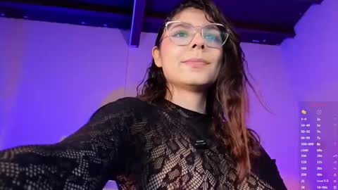 Snapshot of naty_saenz3 chatting on November 11, 2025, 9:42 am Naty Saenz online show from November 11, 2025, 9:42 am