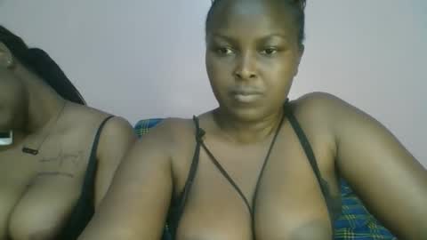 Snapshot of naughti_garlie chatting on December 5, 2025, 5:53 pm naughti_garlie online show from December 5, 2025, 5:53 pm