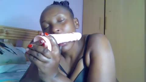 Snapshot of naughtnightnurse1 chatting on October 10, 2025, 7:07 am naughtnightnurse1 online show from October 10, 2025, 7:07 am