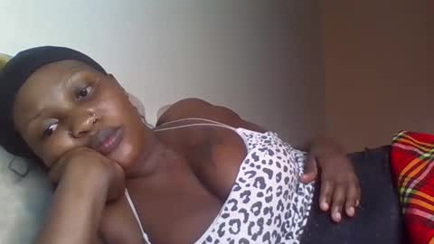 naughty8779 online show from October 30, 2025, 2:35 am