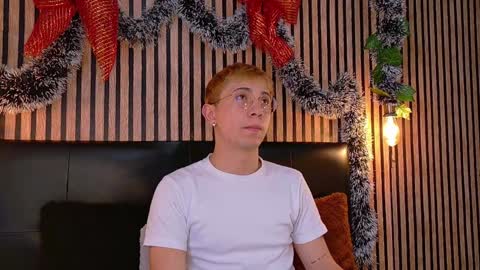 Christopher  Chris online show from December 18, 2024, 12:40 pm