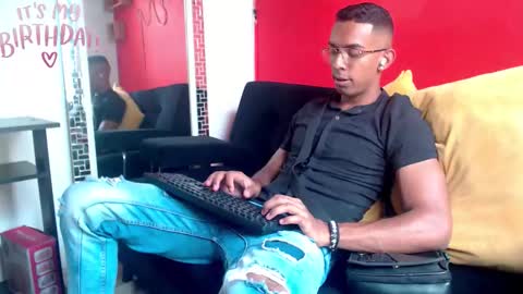 Snapshot of naughty_ares chatting on September 12, 2025, 6:08 pm naughty_ares online show from September 12, 2025, 6:08 pm