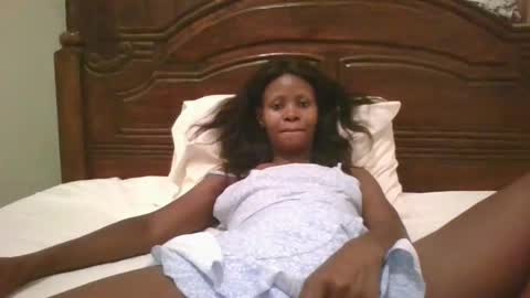 Snapshot of naughty_babe000 chatting on October 8, 2025, 7:55 pm alisha online show from October 8, 2025, 7:55 pm