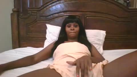 Snapshot of naughty_babe000 chatting on November 23, 2025, 7:19 am alisha online show from November 23, 2025, 7:19 am