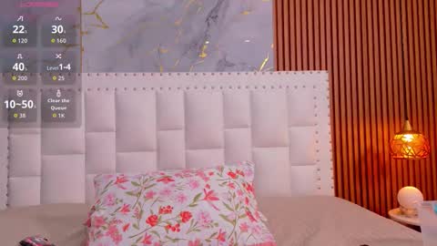 Snapshot of naughty_ebonyy chatting on November 4, 2025, 12:43 am SASHA online show from November 4, 2025, 12:43 am