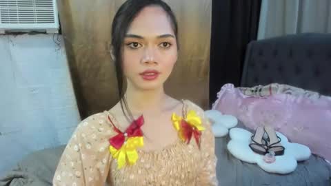 emma online show from November 10, 2025, 4:55 am