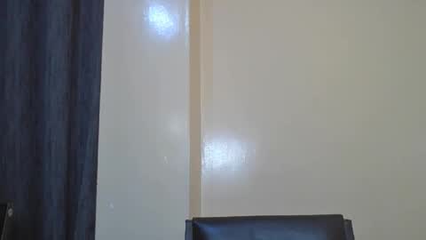 naughty_jazmine online show from November 16, 2025, 10:54 am