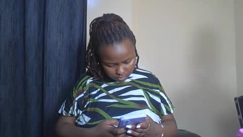 naughty_jazmine online show from November 28, 2025, 7:00 am