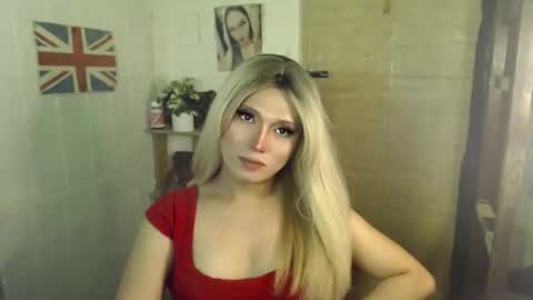 Snapshot of naughty_kim20 chatting on October 4, 2025, 6:00 am alexa online show from October 4, 2025, 6:00 am