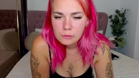 Maria  online show from October 2, 2025, 12:39 am