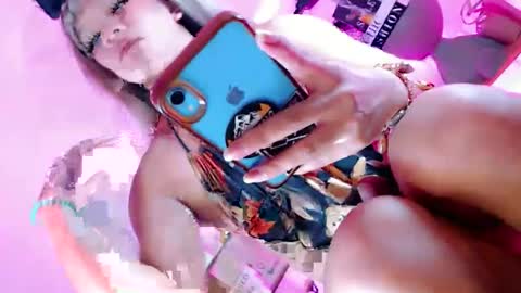 Snapshot of naughtybynight28 chatting on October 8, 2025, 5:38 am naughtybynight28 online show from October 8, 2025, 5:38 am