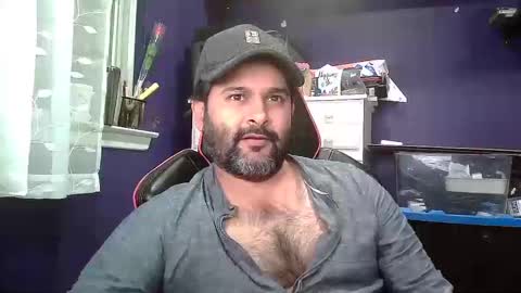 Snapshot of naughtydesicock chatting on January 20, 2025, 12:04 am sakhtlaundaz online show from January 20, 2025, 12:04 am