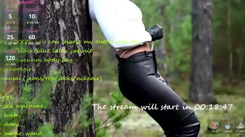 Snapshot of naughtyemi chatting on November 23, 2025, 8:41 pm naughtyemi online show from November 23, 2025, 8:41 pm