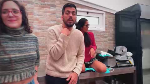 Snapshot of naughtyluxe chatting on December 5, 2025, 10:46 am ANDREA STEPH MIKE online show from December 5, 2025, 10:46 am