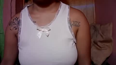 naughtymom_33 online show from September 29, 2025, 10:58 pm