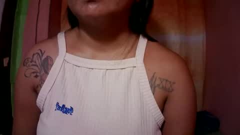 naughtymom_33 online show from October 19, 2025, 7:42 am