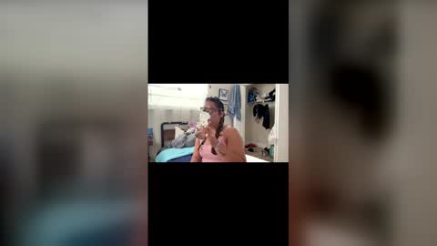 Snapshot of naughtynadia52 chatting on November 26, 2025, 3:13 pm naughtynadia52 online show from November 26, 2025, 3:13 pm