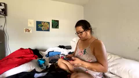 Snapshot of naughtynancy86 chatting on October 22, 2025, 7:35 pm NaughtyNancy86 online show from October 22, 2025, 7:35 pm